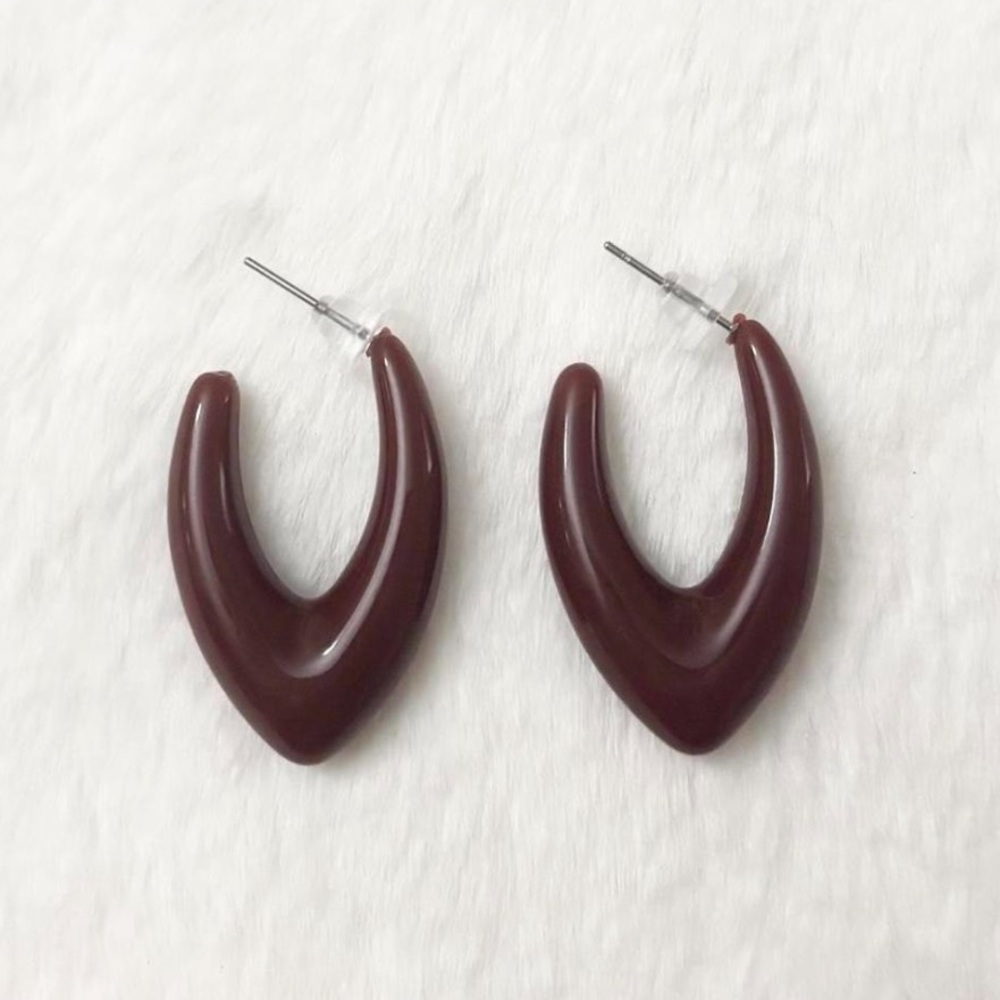 5/$15 🩷 MUST BUNDLE Brown/Burgundy V-Shaped Hoop Earrings